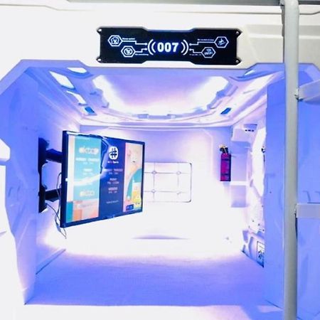 ホテル メット ア スペース ポッド アット アラブ ストリート シンガポール エクステリア 写真